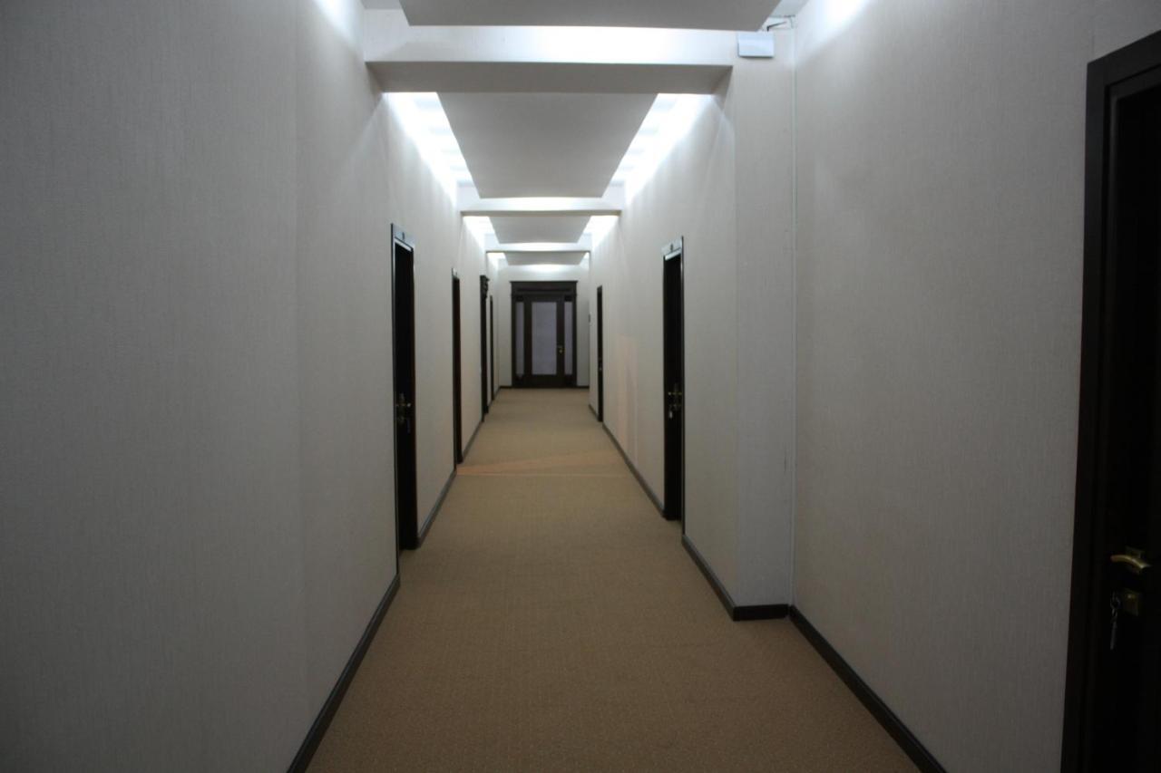 Titanik Hotel Baku Exterior photo